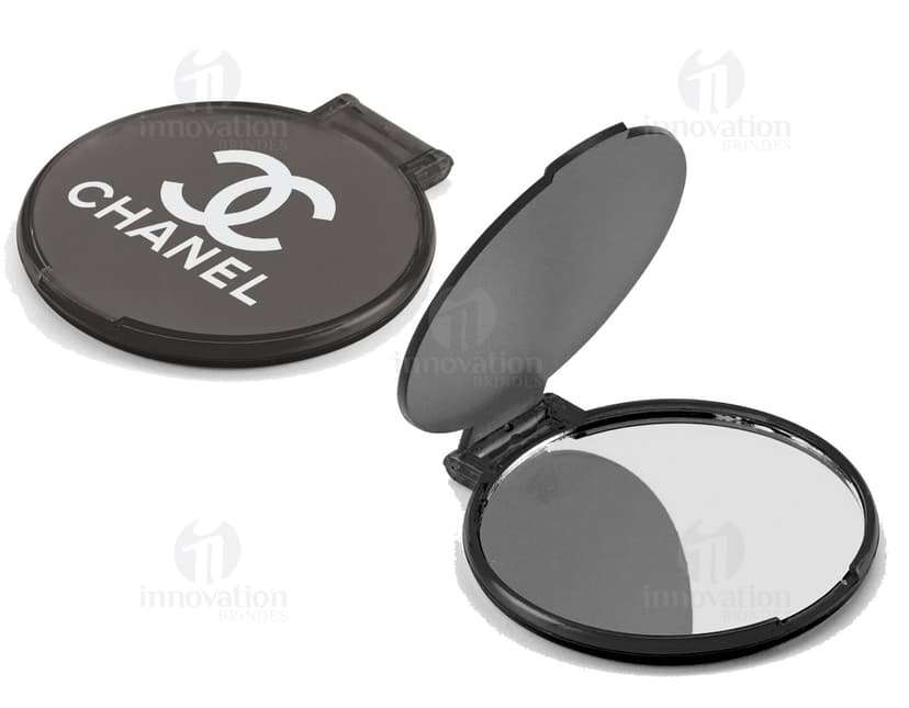 Espelho de bolsa plástico - 10: Compacto, prático e essencial para retoques de maquiagem em qualquer lugar. Garanta sua bolsa sempre impecável com este espelho de alta qualidade. Perfeito para cuidar da sua beleza em qualquer momento do dia. Leve, resistente e indispensável para manter sua aparência sempre em dia. Adquira já o seu!