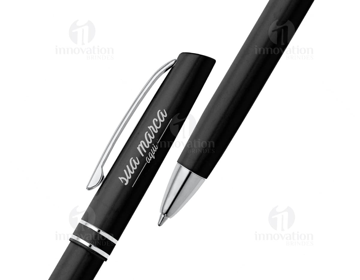Caneta de metal elegante para escrita profissional. Ideal para uso em escritórios, escolas e negócios. Design clássico em prata com ponta afiada e escrita suave. Adquira já a sua!