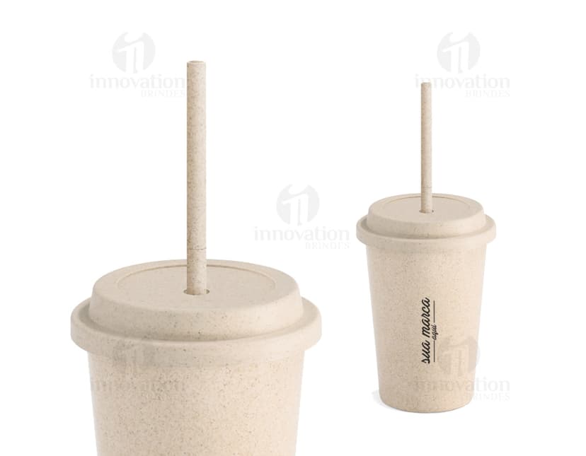 Copo de viagem rosa para bebidas frescas e saudáveis. Perfeito para manter sua hidratação durante o dia! Ideal para sucos, água e chás. Leve e prático, com design moderno. Garanta já o seu!