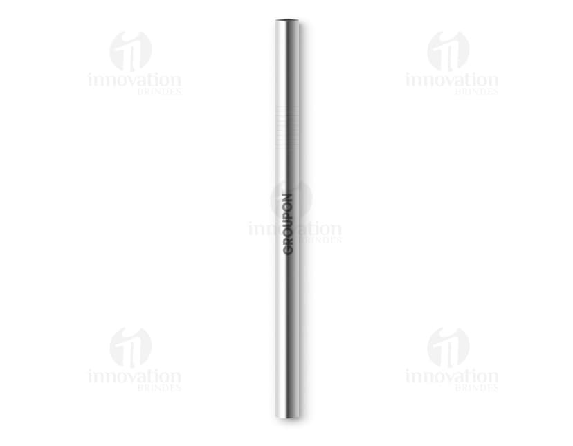 Canudo de metal prateado para bebidas, durável e elegante. Ideal para quem busca praticidade e sofisticação. Aproveite essencial instrumento de brinde!
