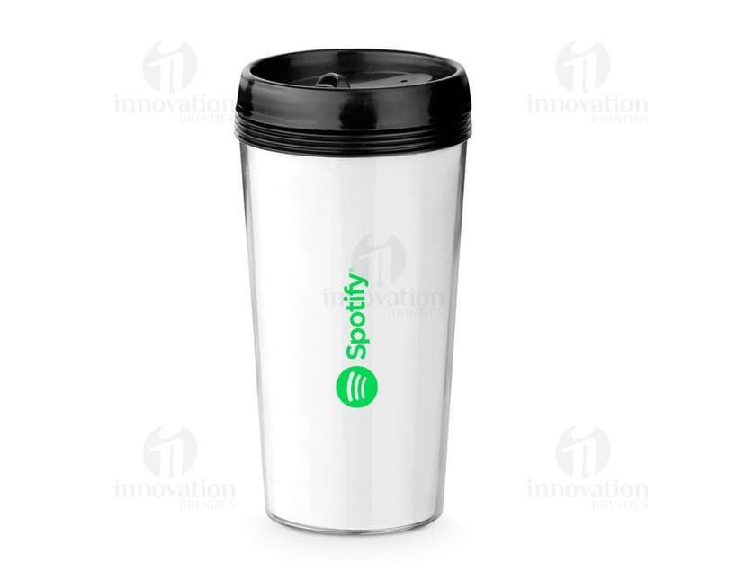 Copo de viagem prateado de metal para a sua bebida favorita. Ideal para manter sua hidratação durante o dia. Leve, elegante e prático. Perfeito para viagens e uso diário. Aproveite!