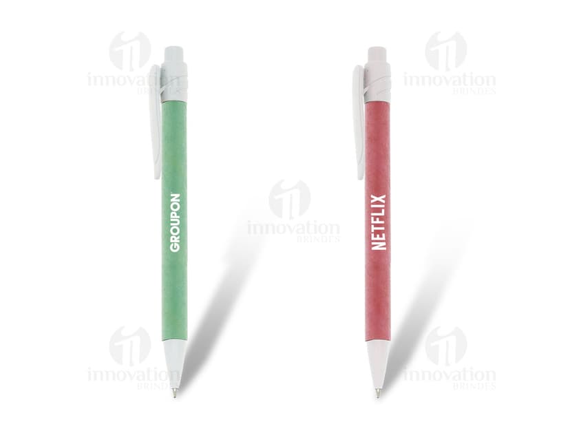 Caneta esferográfica reciclada - Ideal para um escritório sustentável. Feita de plástico reciclado, com ponta de metal e tinta de qualidade. Escreva com conforto e consciência ambiental. Adquira já a sua!