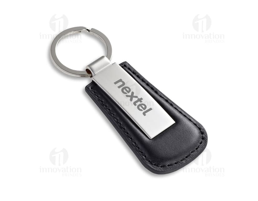 Chaveiro de Metal - Acessório moderno e prático para manter suas chaves sempre seguras e organizadas. Feito em metal de alta qualidade, ideal para sua rotina diária. Adquira já o seu!