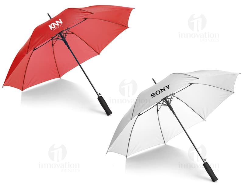 Guarda-chuva resistente e estiloso para proteção contra a chuva. Acessório indispensável para todas as estações! Modelo em nylon preto, seguro e prático. Adquira já o seu! ????? #guardachuva #proteção #estilo #brindes