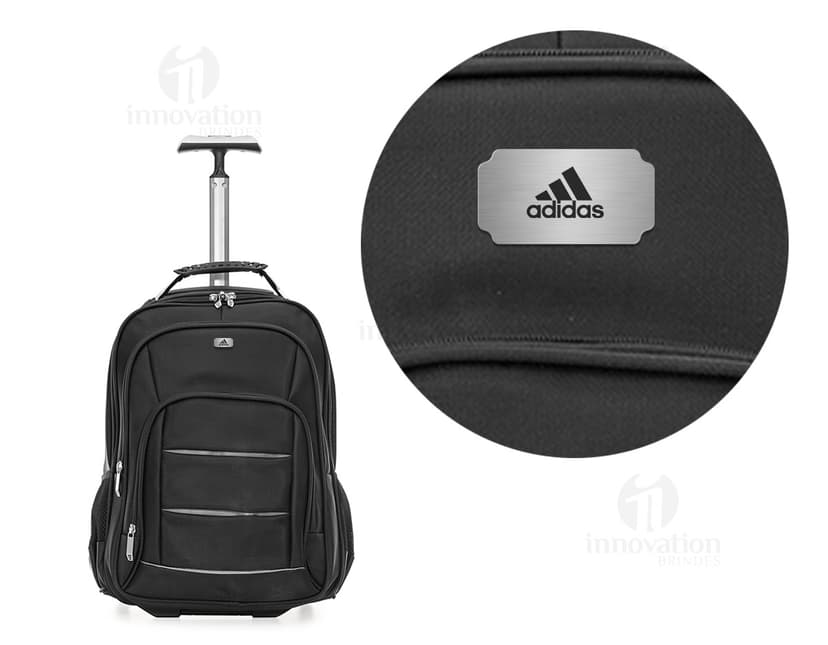 Mochila de carrinho em couro para viagens com estilo e praticidade. Feita em material de alta qualidade, é a escolha perfeita para qualquer aventura. Leve, moderna e espaçosa, essa mochila é o acessório ideal para quem busca funcionalidade e elegância em suas viagens. Nunca foi tão fácil viajar com tanto estilo!