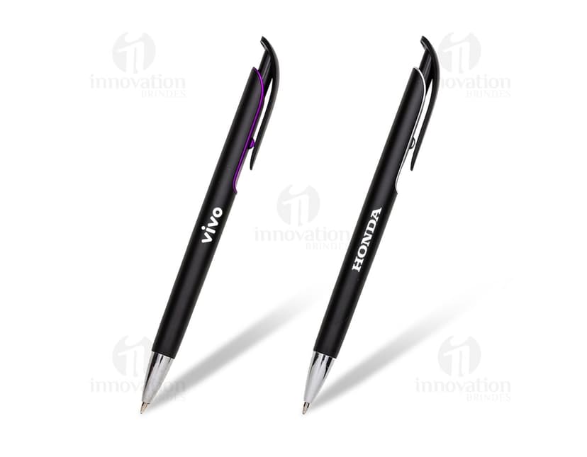 Caneta plástica preta para escrita e desenho em papel, ideal para trabalho, estudo e negócios. Instrumento clássico de escritório, com tinta duradoura e design elegante. Aproveite a praticidade e qualidade dessa caneta para assinar documentos, fazer anotações e planejar sua rotina. Adquira já a sua!