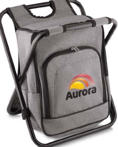 Bolsa Térmica Preta em Nylon para Viagem. Ideal para manter seus alimentos frescos durante suas aventuras. Moderna, prática e elegante. Com alça para transporte e fecho com zíper para maior segurança. Adquira já a sua e tenha seus alimentos sempre na temperatura ideal. Perfeita para viagens, passeios e até mesmo para o dia a dia. Garanta a sua bolsa térmica e viaje com estilo!
