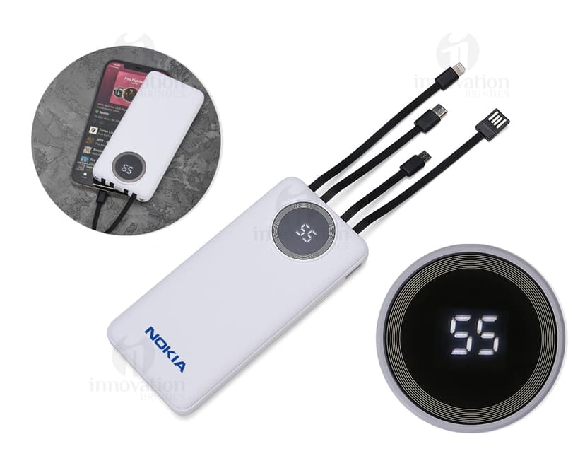 Carregador portátil de 10.000mAh com display, dispositivo eletrônico de metal preto e prateado, equipamento de tecnologia digital para conexão e transferência de dados através de cabo e plug.