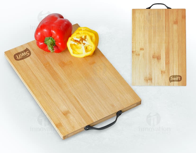 Tábua de churrasco de madeira para refeições em família. Ideal para preparar e servir alimentos de forma saudável e nutritiva. Acompanha refeições de almoço e jantar, trazendo um toque rústico e elegante para sua mesa. Aproveite para desfrutar de momentos deliciosos e memoráveis ao redor dessa tábua de madeira. Acesse nosso site e adquira já a sua!