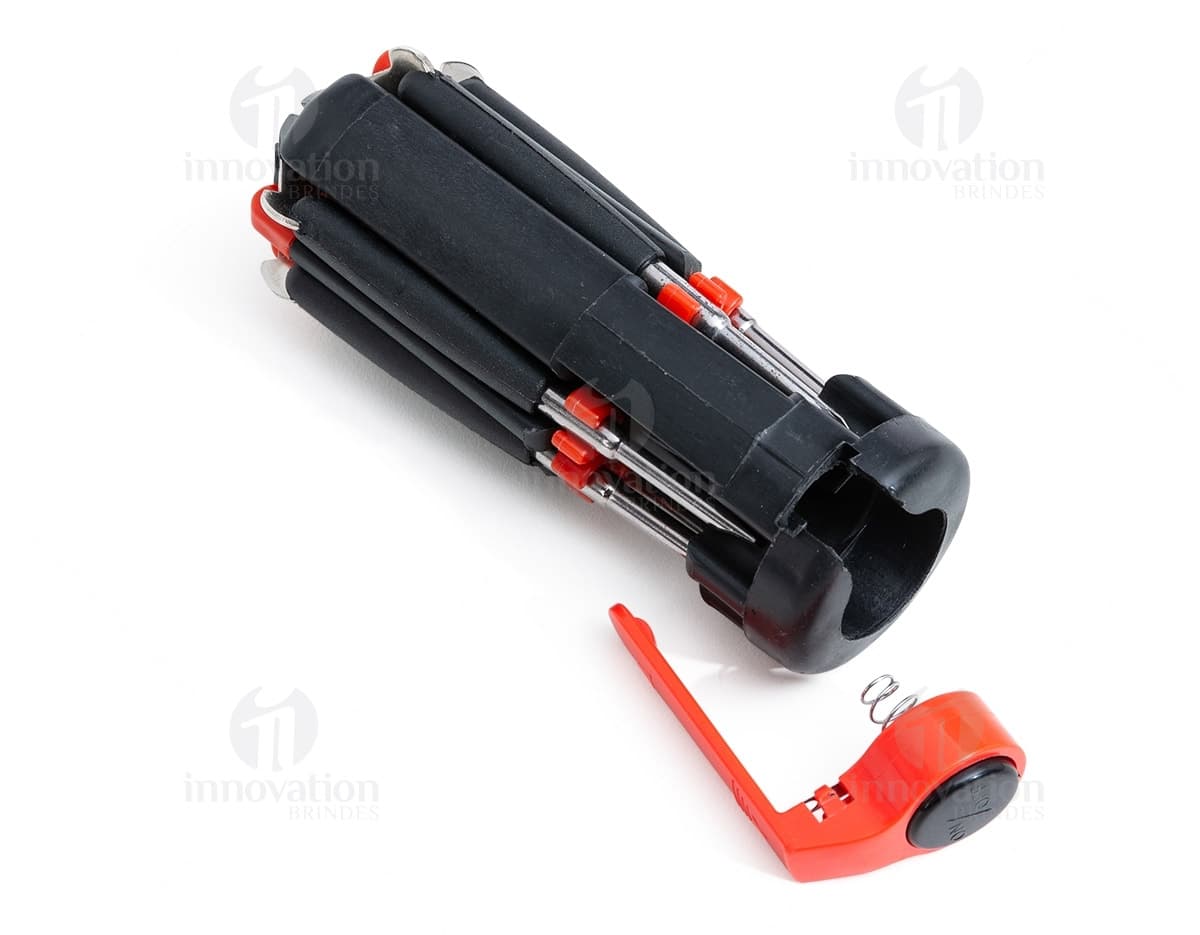 Kit de ferramentas profissional em metal e plástico preto para construção e reparos. Ideal para eletricistas, encanadores e trabalhadores da indústria. Inclui chave de fenda, brocas e fita métrica. Prático e durável. Confira!