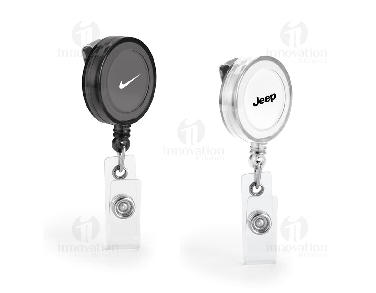 Porta Crachá: Organize sua identificação com praticidade e segurança!
Este porta crachá é o acessório ideal para garantir a proteção e a fácil identificação dos seus cartões em eventos, feiras e no dia a dia. Com design moderno e resistente, é confeccionado em material metálico de alta qualidade. Mantenha seus documentos sempre à mão e com estilo. Adquira já o seu porta crachá e simplifique sua rotina de trabalho. Garanta já o seu!