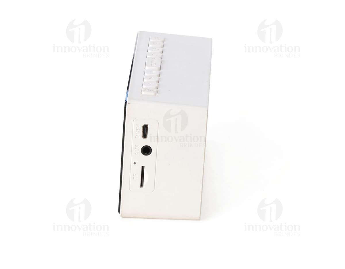 Caixa de som com relógio - Aparelho eletrônico moderno e funcional para ouvir suas músicas favoritas com alta qualidade de som. Perfeito para escritório, estúdio ou em casa. Aproveite a tecnologia de amplificação e equalização para uma experiência de áudio incrível. Adquira já o seu!