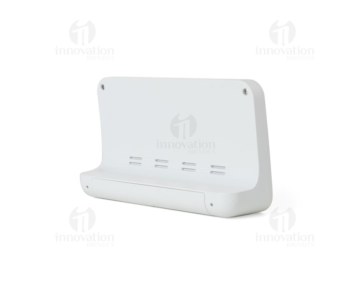 Relógio Digital: Mantenha-se sempre no controle do tempo com este dispositivo de tecnologia de ponta. Perfeito para o ambiente de negócios, este relógio digital oferece precisão e funcionalidade em um design moderno e elegante. Nunca perca um compromisso com este equipamento de alta qualidade. Ideal para desktops, este relógio digital é um lembrete constante da importância da organização e eficiência. Tenha o controle do seu tempo e da sua produtividade com este relógio digital de última geração.
