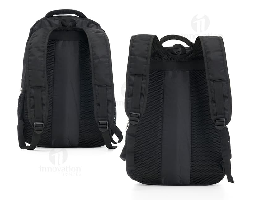 Mochila para notebook de couro moderna e prática. Ideal para transportar seu equipamento com segurança e estilo. Design contemporâneo, alça ajustável e fecho em zíper. Perfeita para negócios e uso diário. Acessório essencial para quem busca praticidade e elegância.