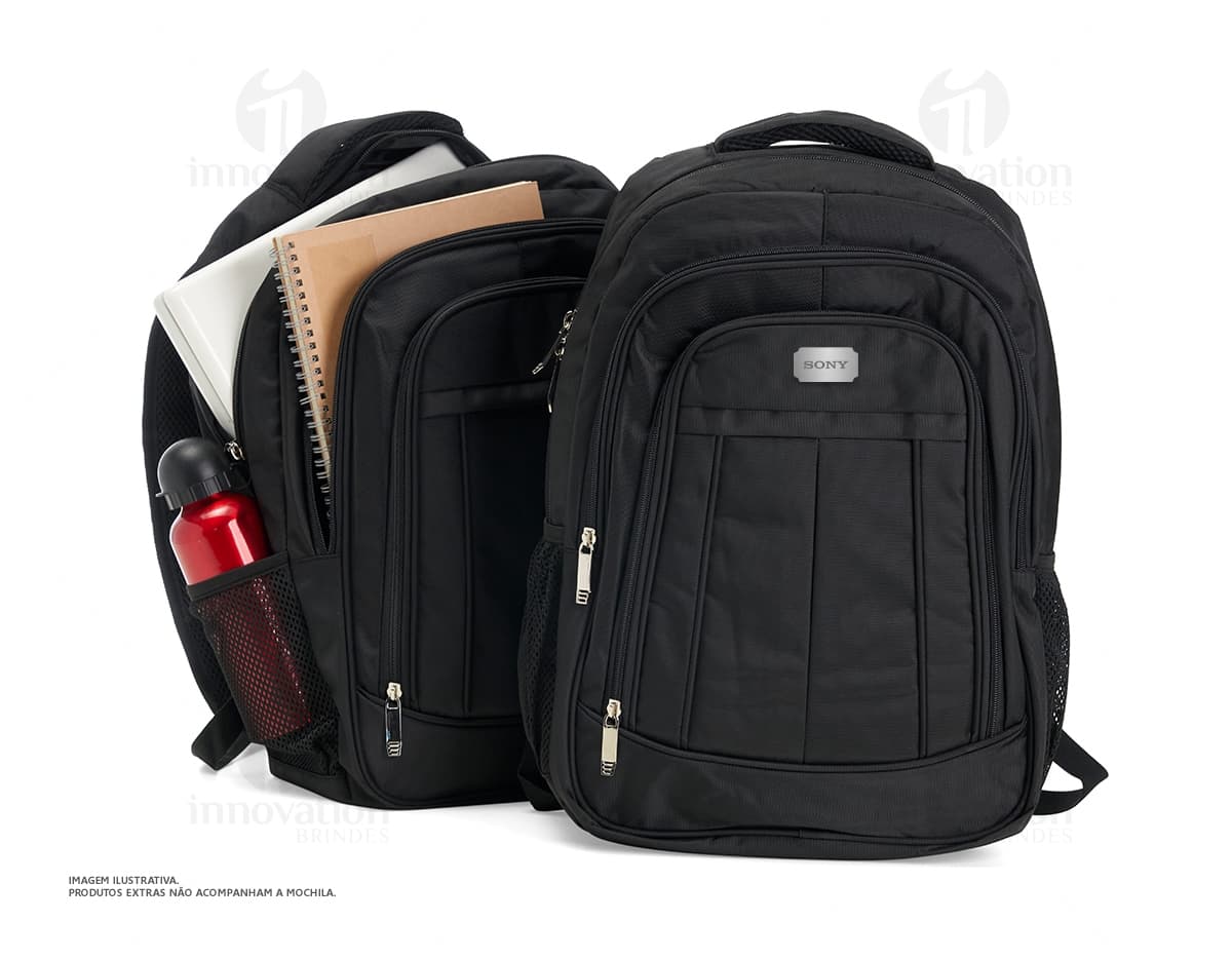 Mochila para notebook moderna e contemporânea em couro sintético, perfeita para o dia a dia de trabalho. Com design elegante e alças ajustáveis, esta bolsa de negócios é o acessório ideal para transportar seu equipamento com estilo. Dê um toque de fashion e praticidade ao seu look.