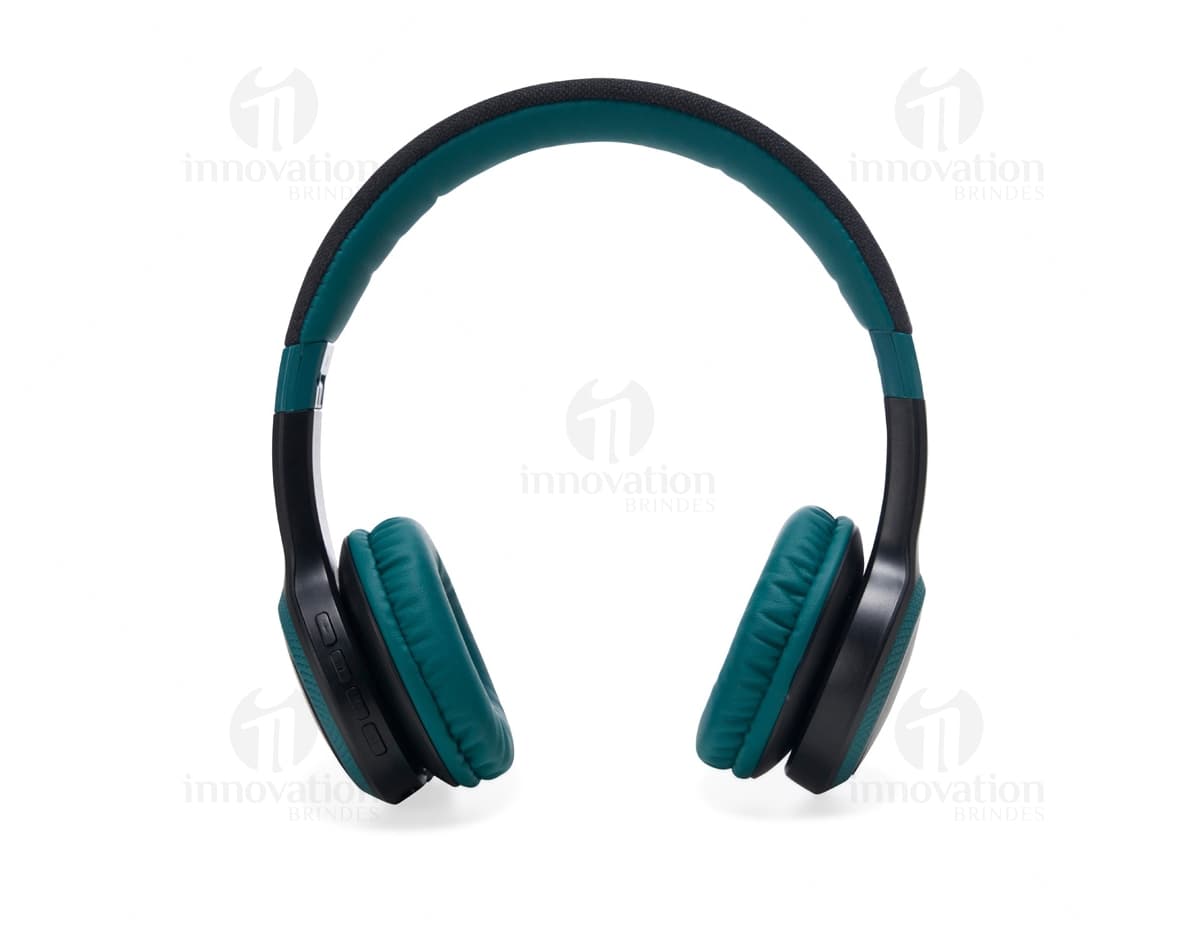 Fone de ouvido Bluetooth com revestimento de couro e luz LED RGB, ideal para ouvir música com alta qualidade de áudio. Tecnologia moderna, design preto com detalhes em metal, possui woofers e tweeters para garantir um som nítido e potente. Perfeito para uso em estúdio, festas ou para entretenimento em geral. Compatível com diversos dispositivos eletrônicos como computador, celular e tablet.