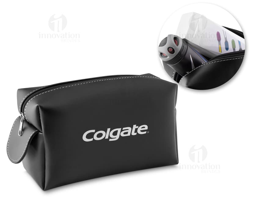 Nécessaire de couro elegante e luxuoso para te acompanhar no dia a dia. Perfeito para viagens e para organizar seus acessórios com estilo e segurança. Ideal para quem busca praticidade e sofisticação. Garanta já o seu!