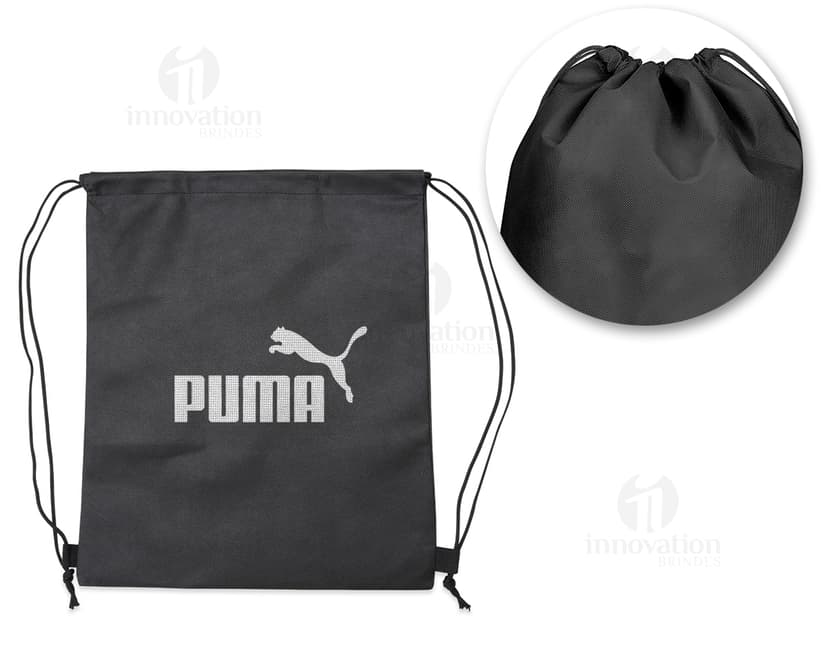 Mochila Saco de Couro Vertical: Prática e Estilosa para o seu Dia a Dia! Ideal para o trabalho ou lazer, essa mochila saco em couro é perfeita para carregar seus pertences com elegância. Com design diferenciado e alças confortáveis, é a escolha perfeita para quem busca praticidade e sofisticação. Adquira já a sua e arrase por aí!