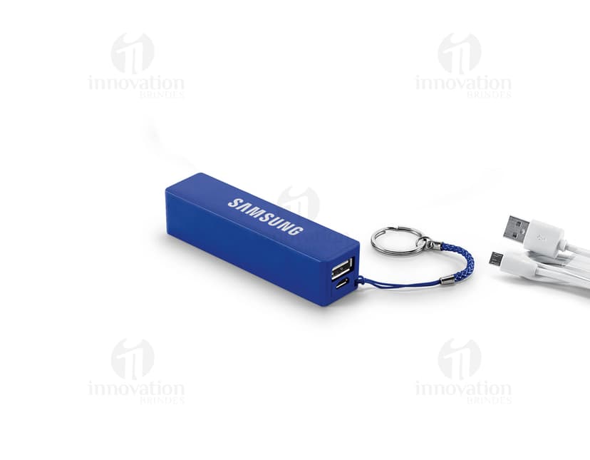 Power bank preto de 1.000 mAh, um dispositivo eletrônico portátil utilizado para carregar aparelhos eletrônicos como celulares e tablets. O equipamento conta com interface, dongle, modem e adaptador, além de conexão por cabo e armazenamento de dados. É um objeto eletrônico moderno, feito de plástico e metal, com bateria recarregável e design portátil.
