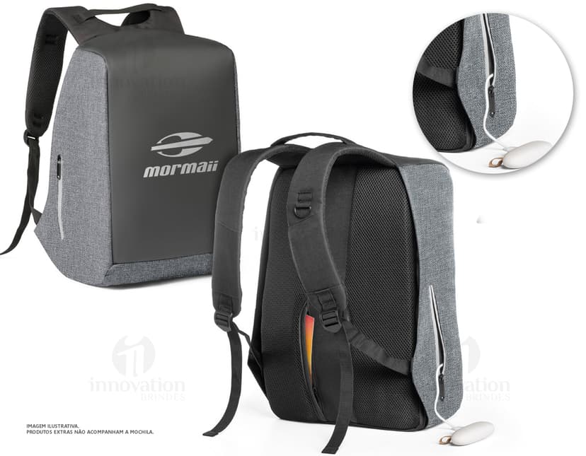 Mochila para notebook em couro preto, moderna e prática. Ideal para viagens de negócios ou uso profissional. Proteja seu equipamento com estilo e segurança. Com zíper, alça e compartimentos para armazenamento. Aproveite a praticidade e elegância dessa mochila de alta qualidade.