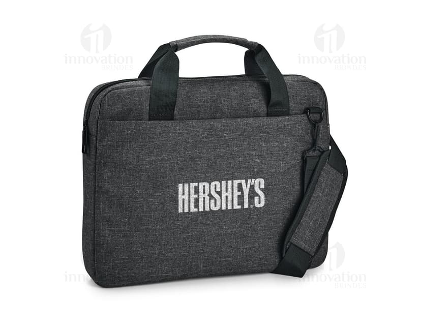 Pasta para notebook de couro preto elegante e moderna para negócios e viagens. Com fecho seguro, alça confortável e design sofisticado. Ideal para organizar seus pertences de forma prática e com estilo. Adquira já a sua!