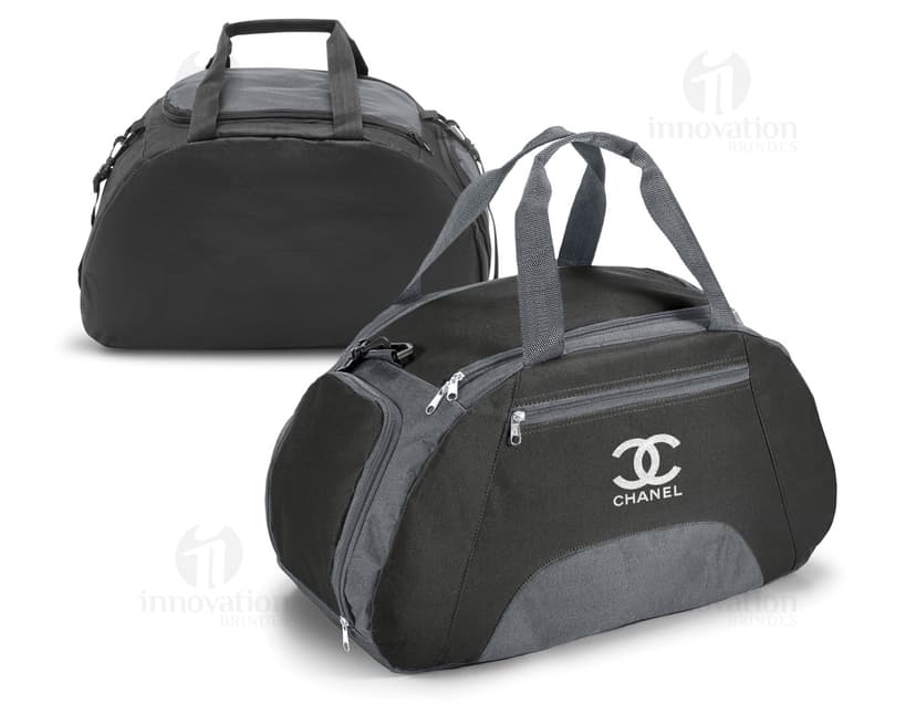 Bolsa esportiva moderna em nylon, perfeita para viagens e compras. Com alça ajustável, fecho de zíper e fivela, é um acessório fashion e prático. Ideal para quem busca estilo e funcionalidade em uma única peça!