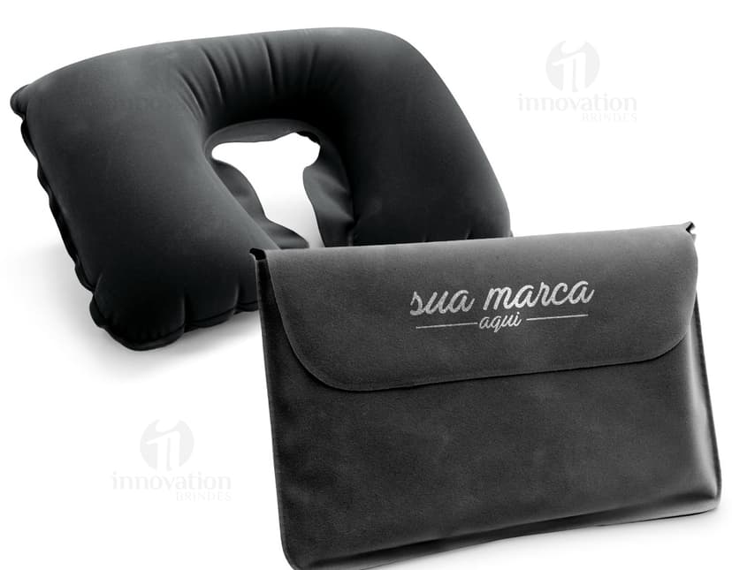 Almofada de Pescoço de Couro Preto: Elegância e Conforto para Suas Viagens. Ideal para Negócios ou Compras. Feita com material de alta qualidade. Compre a sua agora!