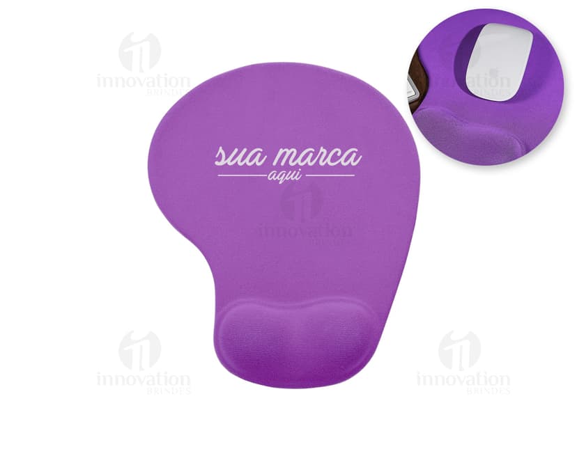 Mouse pad ergonômico em formato de coração para presentear no dia dos namorados. Feito em material de alta qualidade, garante conforto e praticidade no uso diário. Surpreenda quem você ama com esse brinde especial!