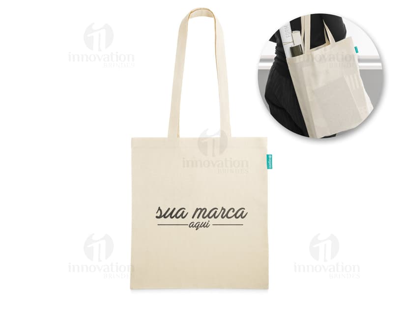Sacola de algodão 370 x 410 mm - Proteção e segurança para suas compras. A sacola de algodão é perfeita para quem busca praticidade e estilo na hora de fazer suas compras. Com design moderno e resistente, garanta suas compras com segurança. Adquira já a sua!