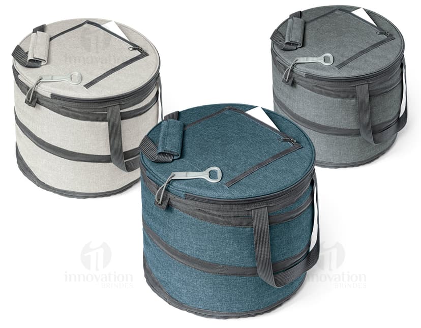 Bolsa Térmica em Couro Vintage - Ideal para manter seus alimentos e bebidas sempre frescos durante seus passeios e viagens. Design elegante e prático, perfeito para quem busca estilo e funcionalidade. Compre já a sua!

#BolsaTérmica #CouroVintage #AlimentosFrescos #Viagens #Estilo #Funcionalidade #Compras #Brindes