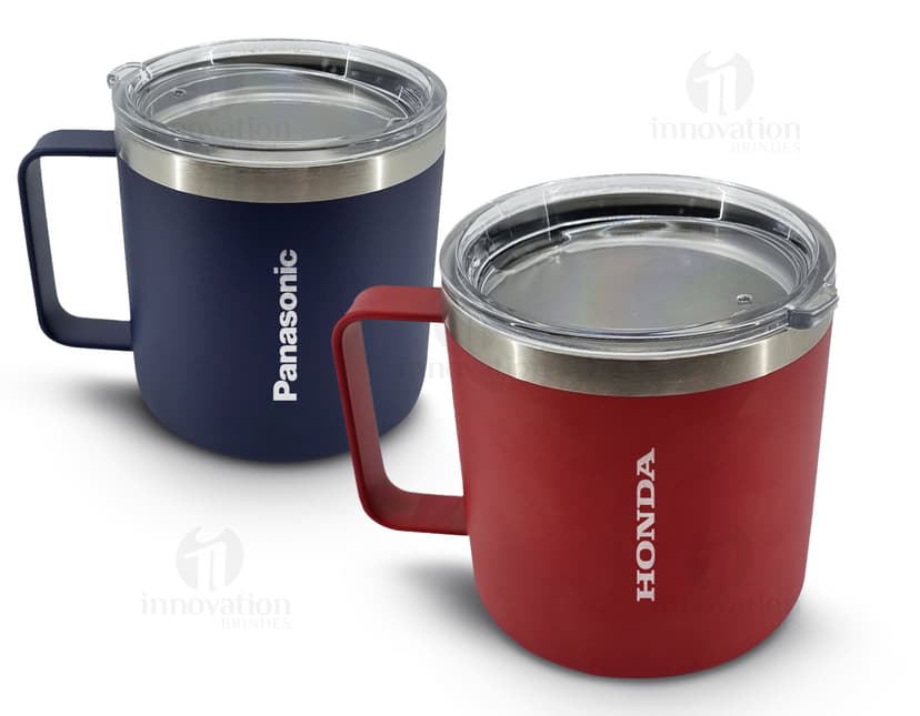 Caneca térmica de 450ml perfeita para desfrutar de suas bebidas favoritas com praticidade e estilo. Mantenha seu café quente por mais tempo, seja no trabalho ou em casa. Uma excelente opção para presentear. Adquira já a sua!