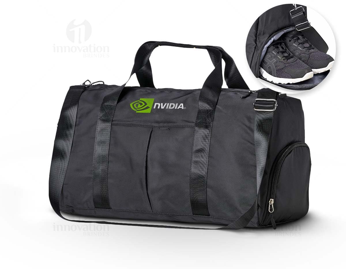 Bolsa esportiva de poliéster 35 litros, perfeita para viagens ou academia. Moderna, espaçosa e prática, em poliéster resistente e elegante. Leve tudo o que precisa com estilo e praticidade. Acompanha alça de ombro para maior conforto. Ideal para mulheres e homens. Adquira já a sua!