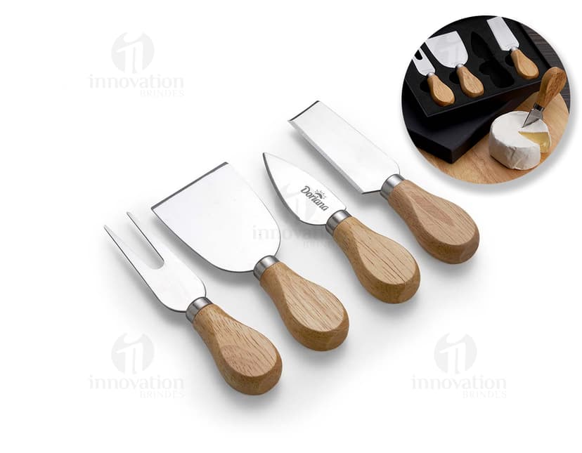 Kit de queijo 4 peças, perfeito para os amantes de queijos e vinhos. Composto por faca, garfo, espátula e tábua de madeira, este conjunto é ideal para servir com estilo e praticidade. Feito em aço inoxidável e com design compacto, é o acessório ideal para suas noites de queijos e vinhos. Adquira já o seu e surpreenda seus convidados!
