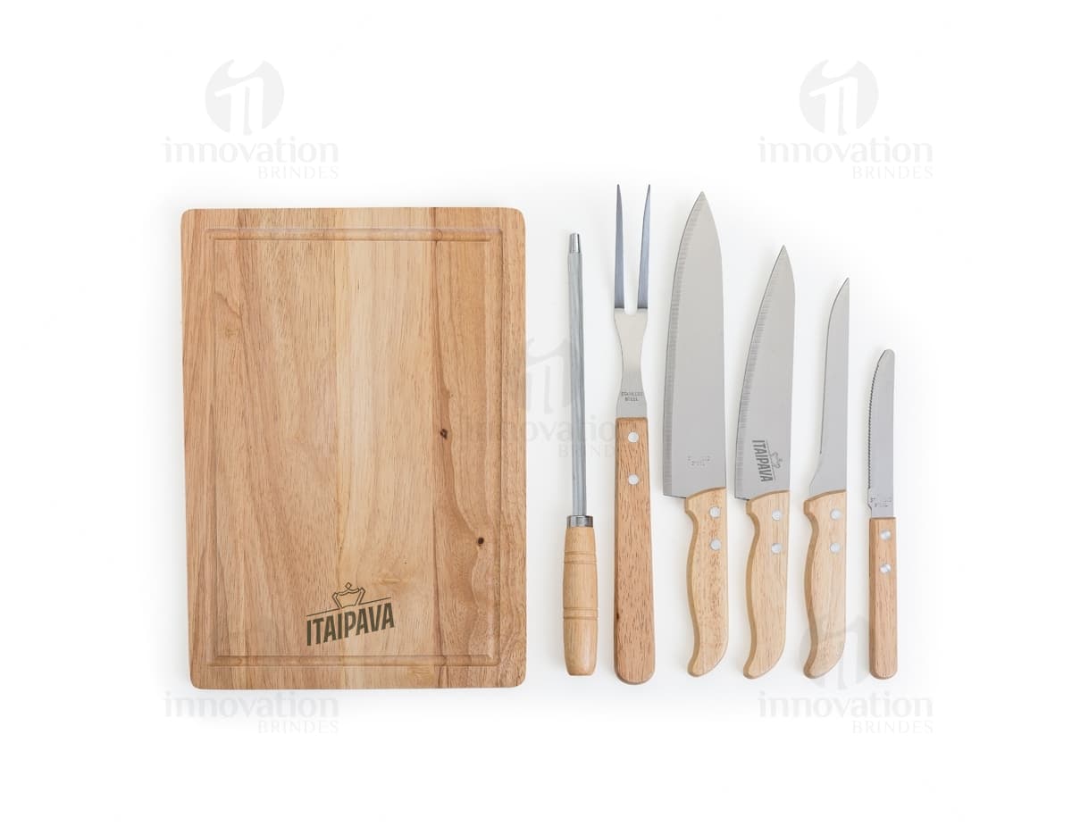 Kit Churrasco 8 peças em aço inoxidável com estojo de couro e design retrô. Ideal para os amantes do churrasco. Acessório de estilo para seu desktop.