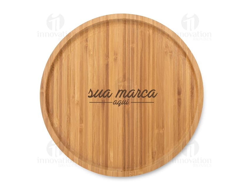 Petisqueira de bambu 30 x 30: um acessório versátil e sustentável para servir seus petiscos favoritos. Feita com material natural, essa petisqueira é perfeita para reunir amigos e familiares em momentos especiais. Adquira já a sua e tenha um utensílio prático e ecológico em sua casa!