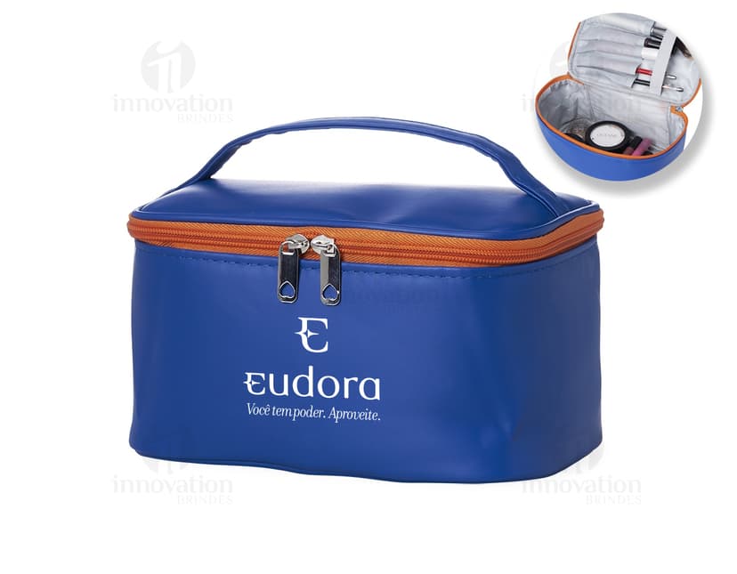 Necessaire impermeável PU compartimentos em amarelo com design clean e handle, ideal para organizar objetos e cosméticos durante viagens, feito com material plástico resistente.
