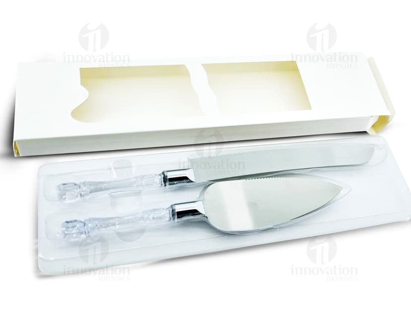 Conjunto de talheres de 2 peças em aço inoxidável - ideal para servir as suas refeições com elegância e praticidade. Garanta já o seu para deixar a sua mesa ainda mais bonita e funcional. Perfeito para uso doméstico ou em restaurantes. Qualidade e durabilidade em cada peça.