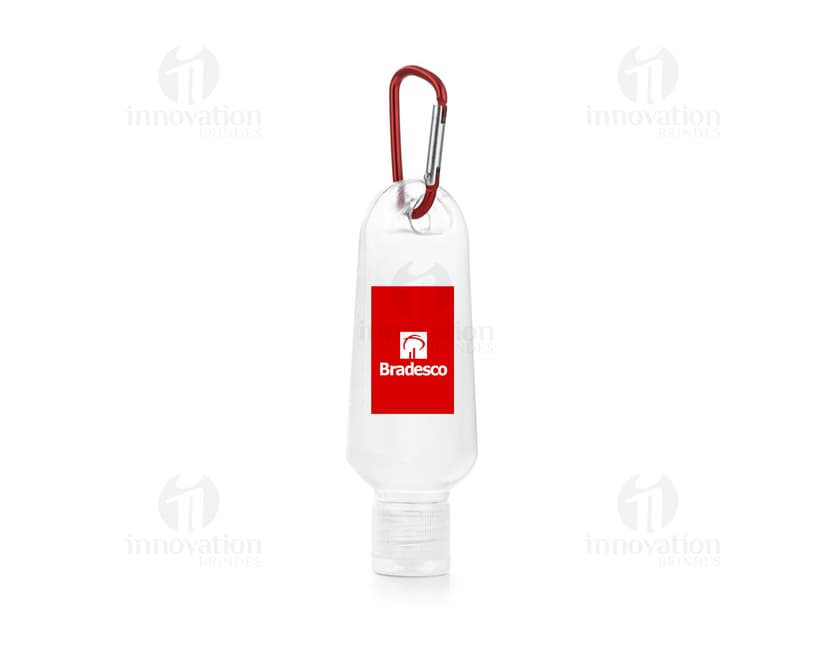 Frasco 50 ml transparente com tampa amarela, contendo líquido transparente. O frasco está vazio e limpo, faz parte de um conjunto de objetos de higiene e cuidados pessoais. É um recipiente moderno, com design clean e forma cilíndrica. A imagem mostra um produto para armazenar bebidas alcoólicas, como vodka ou vinho.
