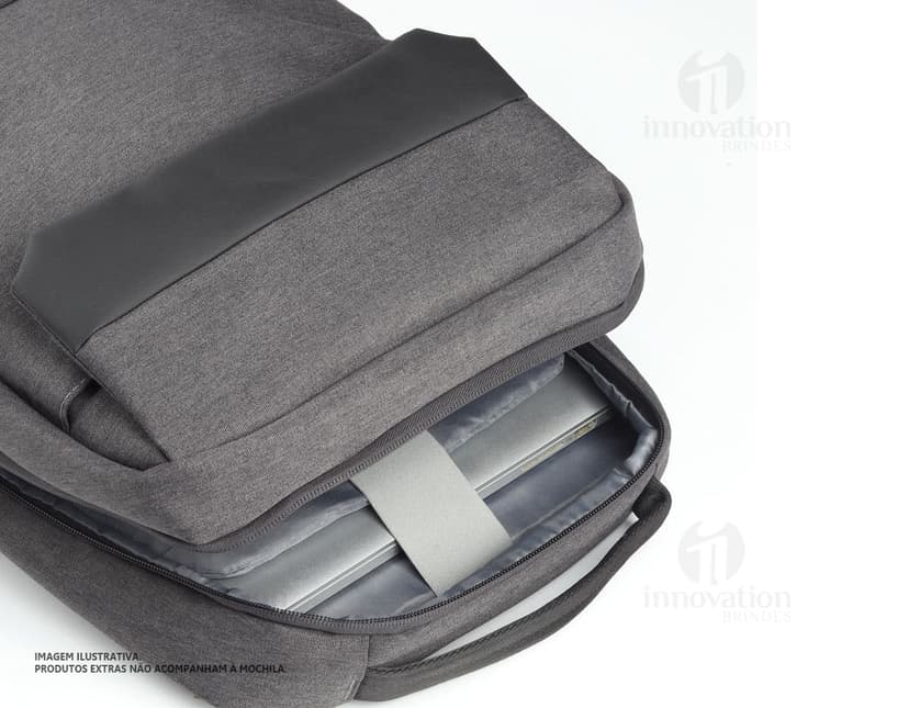 Mochila preta de poliéster para notebook de 15 polegadas, com alças de couro, fecho com zíper, bolsos e espaço para armazenar equipamentos de negócios.