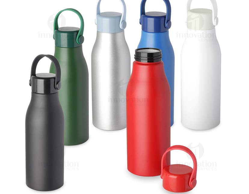 Garrafa de alumínio 550ml: mantenha-se saudável e hidratado com essa garrafa resistente e prática. Embalagem perfeita para líquidos saudáveis e refrescantes, ideal para levar para o trabalho, academia ou passeios ao ar livre. Produto em alumínio de alta qualidade, sustentável e reutilizável. Adquira já a sua!