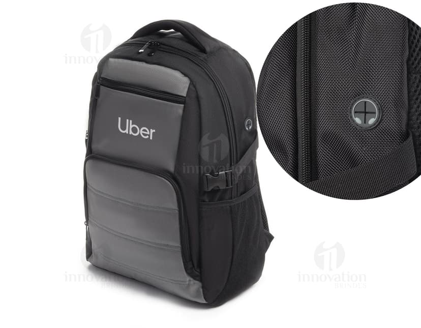 Mochila para notebook em couro preto para viagens de negócios. Design moderno e tecnológico, perfeita para armazenar seu equipamento com segurança e estilo. Mantenha-se organizado e elegante em suas jornadas de trabalho. Garanta já a sua!