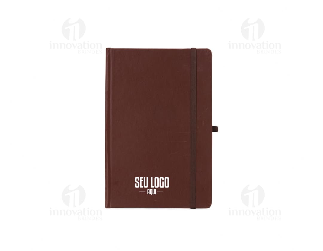Bloco de anotações em couro sintético 21x14 - Ideal para organizar suas tarefas e compromissos diários. Perfeito para uso no escritório, escola ou em casa. Garanta já o seu! Oferecemos espaço para você escrever suas ideias e lembretes. Aproveite a praticidade e elegância desse produto de alta qualidade.