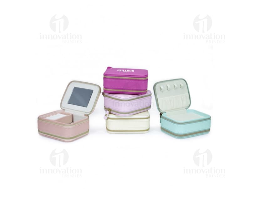 Porta Joias Moderno - Mantenha suas joias organizadas com este elegante porta joias. Ideal para armazenar seus acessórios com segurança e praticidade. Aproveite!