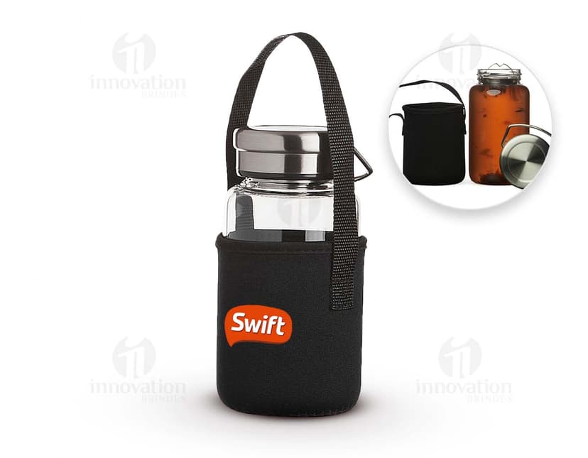 Garrafa de Vidro transparente com capacidade de 650ml.