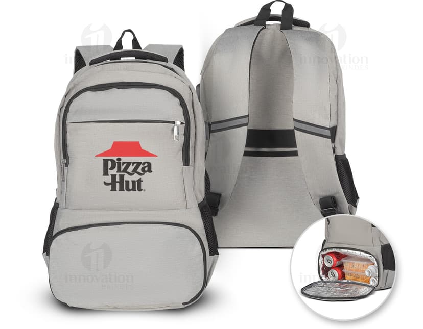 Mochila preta de couro com material reciclável e isolamento térmico, moderna e estilosa. Possui alça, zíper, bolso e espaço para armazenar objetos. Ideal para viagens, passeios e atividades esportivas.
