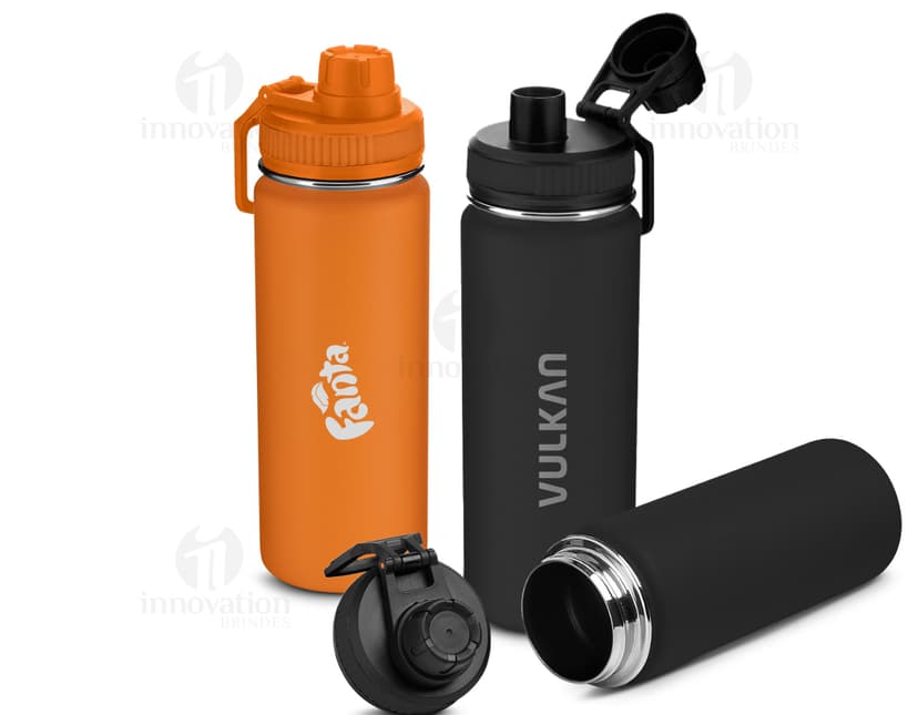 Garrafa de aço inoxidável de 570ml, contendo líquido. Objeto de higiene pessoal, limpo e de metal brilhante. Possui tampa e design transparente.