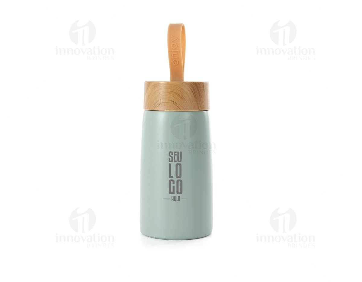 Garrafa Inox Parede Dupla 250ml: Mantenha suas bebidas sempre na temperatura ideal com esta garrafa de inox de parede dupla. Ideal para levar para o trabalho, academia ou passeios. Durável e prática, uma ótima opção de brinde personalizado. Adquira já a sua!
