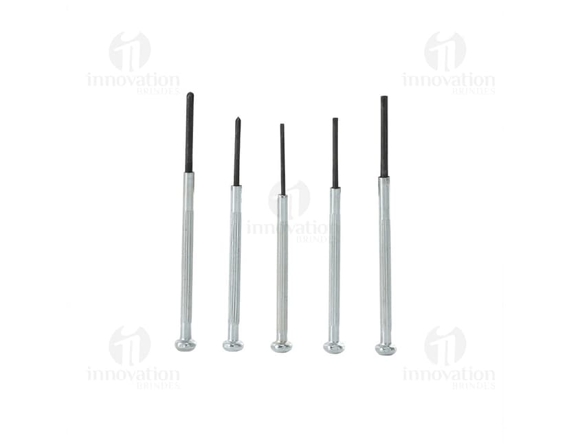 Kit de ferramentas de 8 peças em metal e plástico, incluindo chave de fenda, fita métrica, alicate e outros equipamentos de cor amarela e preta. Uso ideal para trabalhos domésticos, reparos e construções.