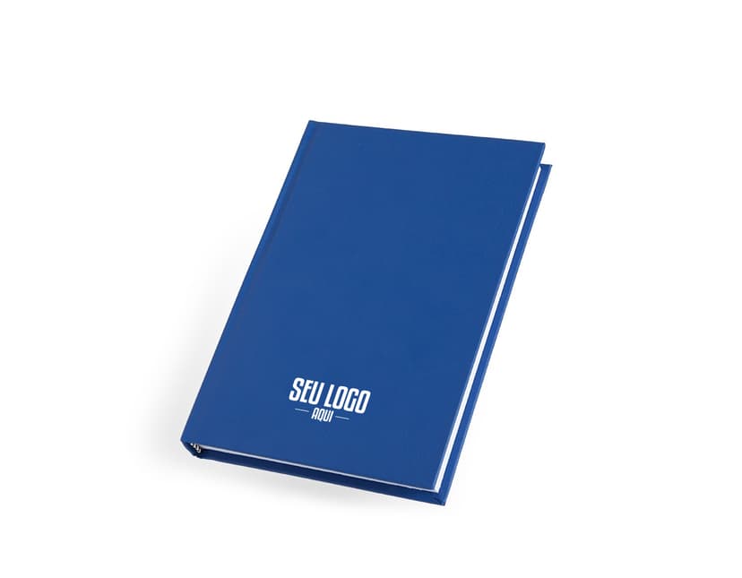 Agenda 2025 Cromato com capa dura na cor prateada e detalhes em relevo. Páginas internas contendo calendários e espaços para anotações.