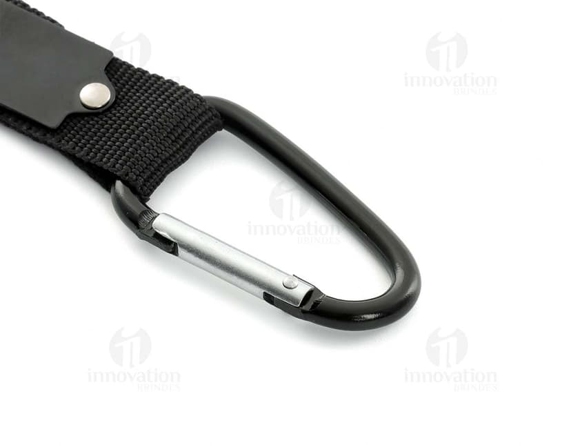 Suporte para Garrafa de cor preta em formato de espiral.